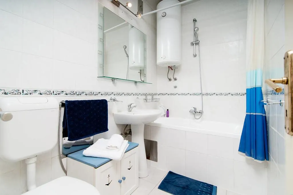Apartment Definis Split Croacia